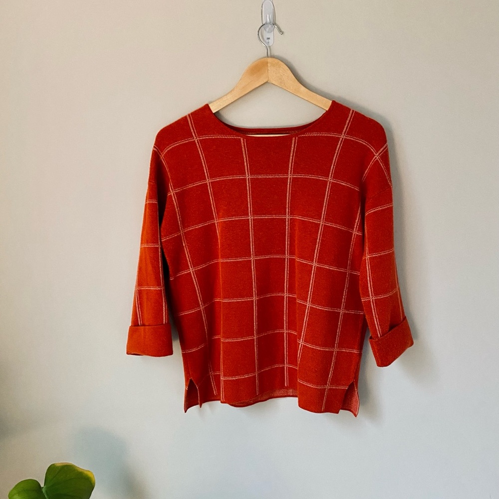 Elie Tahari Sweater